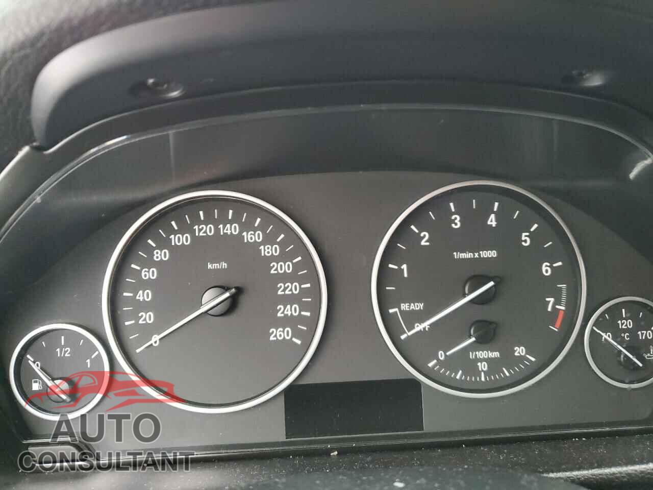 BMW 3 SERIES 2016 - WBA8E5G55GNU20558