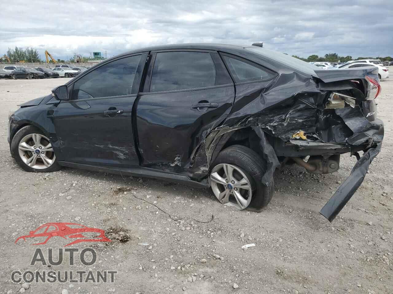 FORD FOCUS 2013 - 1FADP3F25DL260153