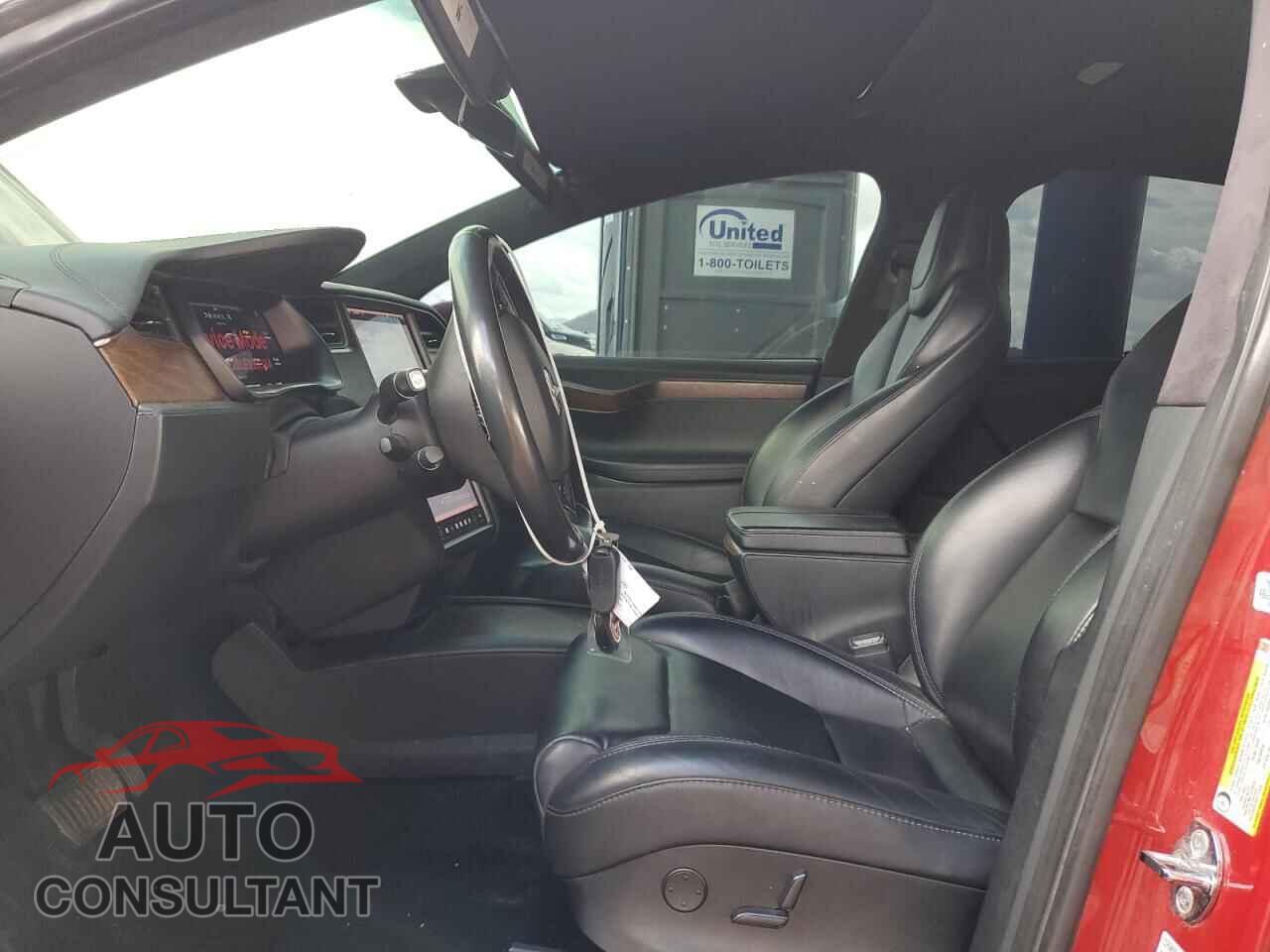 TESLA MODEL X 2020 - 5YJXCBE20LF220384