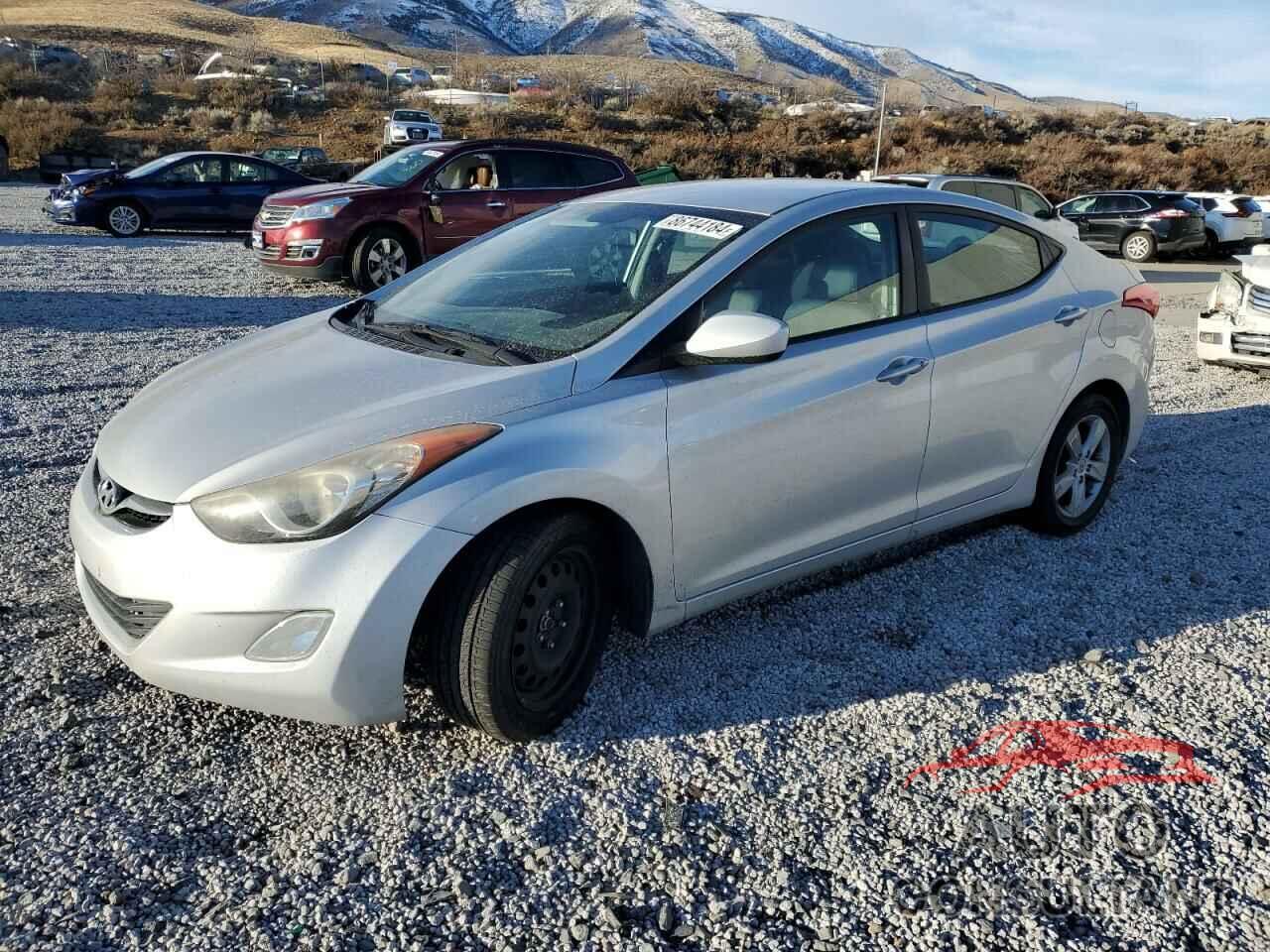 HYUNDAI ELANTRA 2012 - KMHDH4AE9CU349565