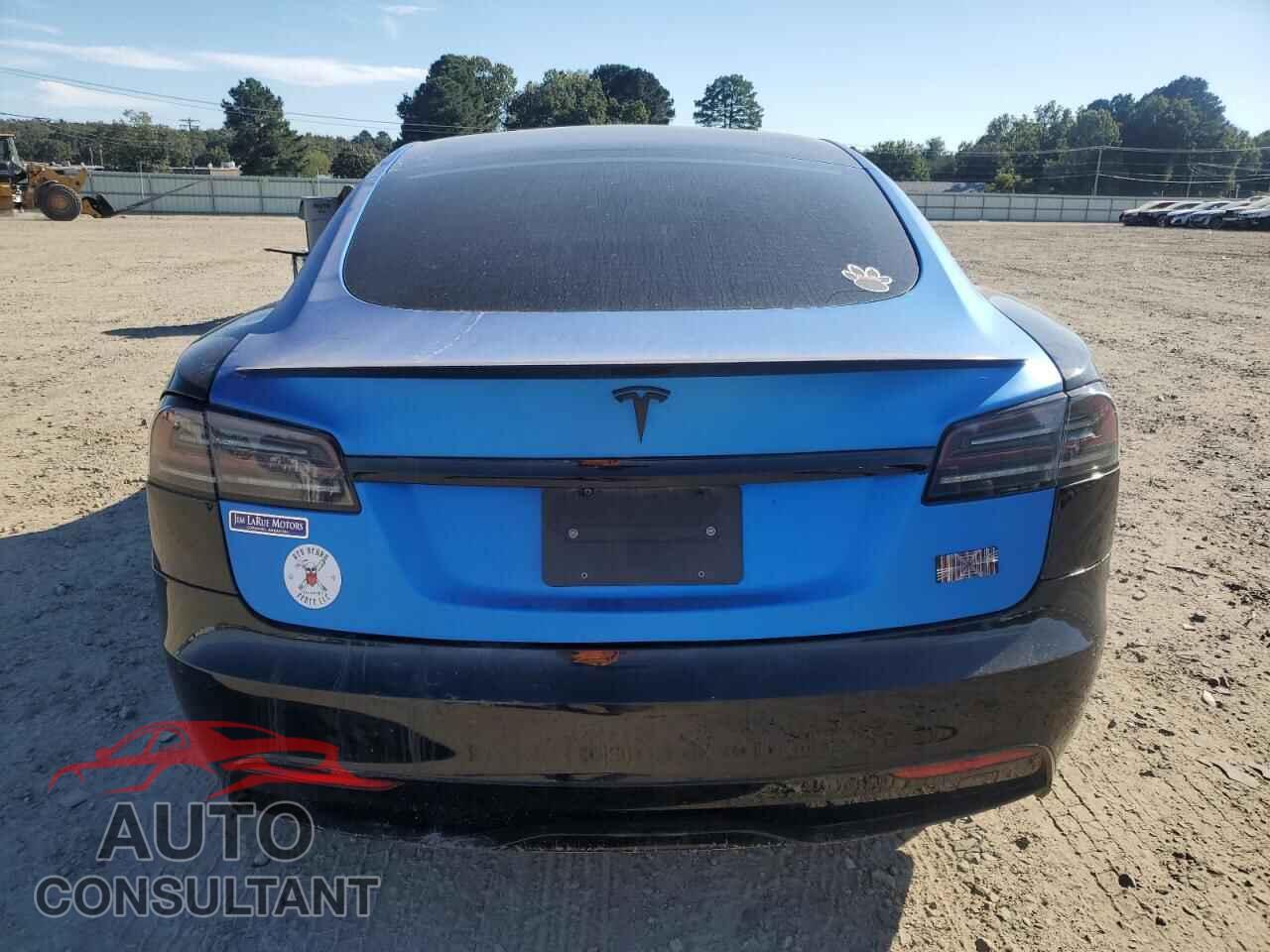 TESLA MODEL S 2022 - 5YJSA1E66NF477243