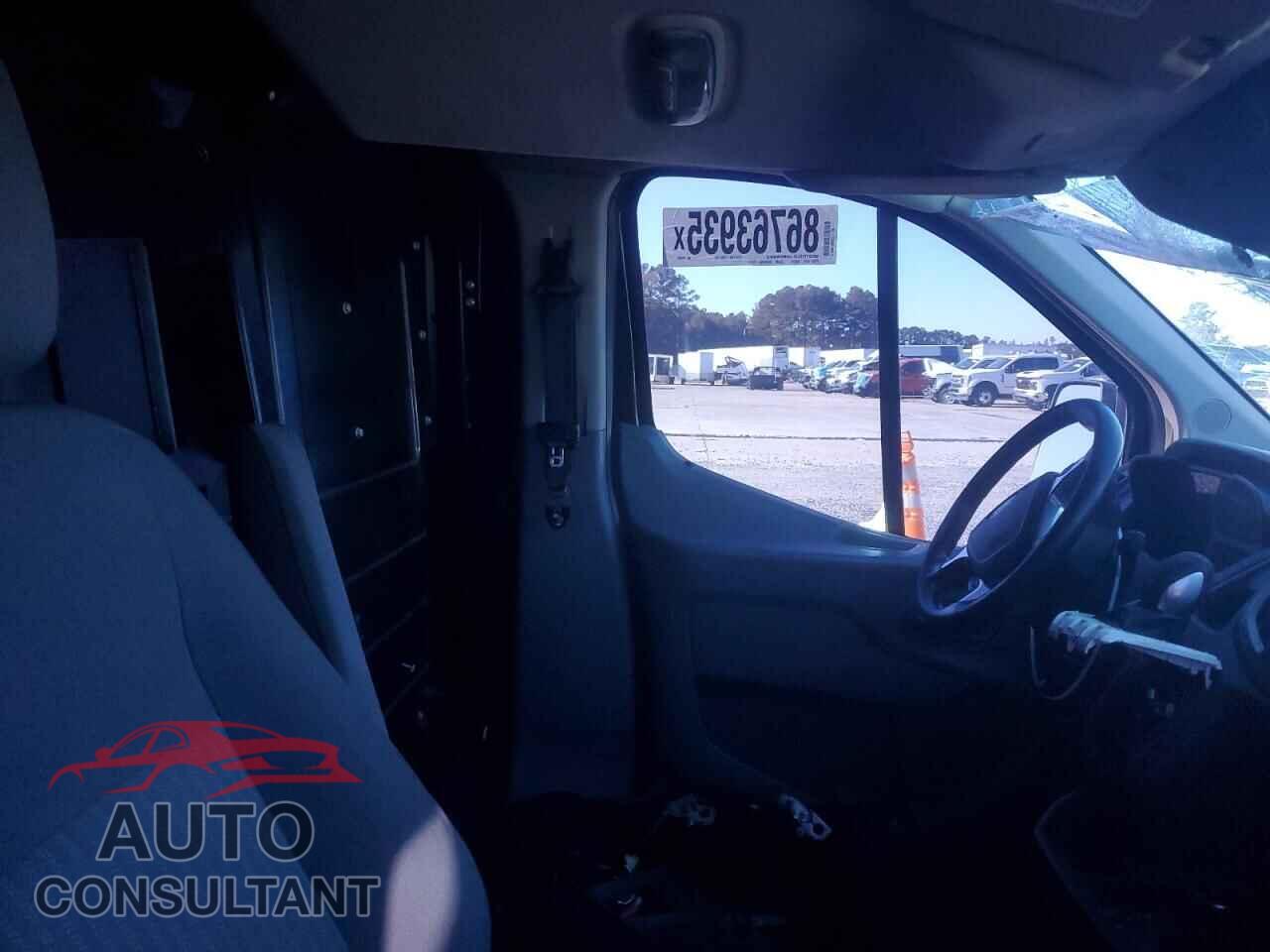 FORD TRANSIT 2015 - 1FTYE1YM2FKB13088