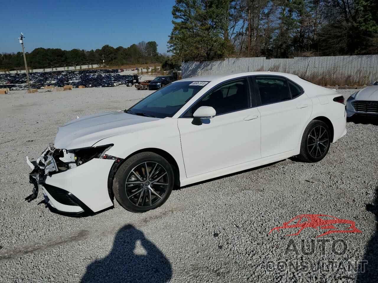 TOYOTA CAMRY 2024 - 4T1G11AK8RU886538