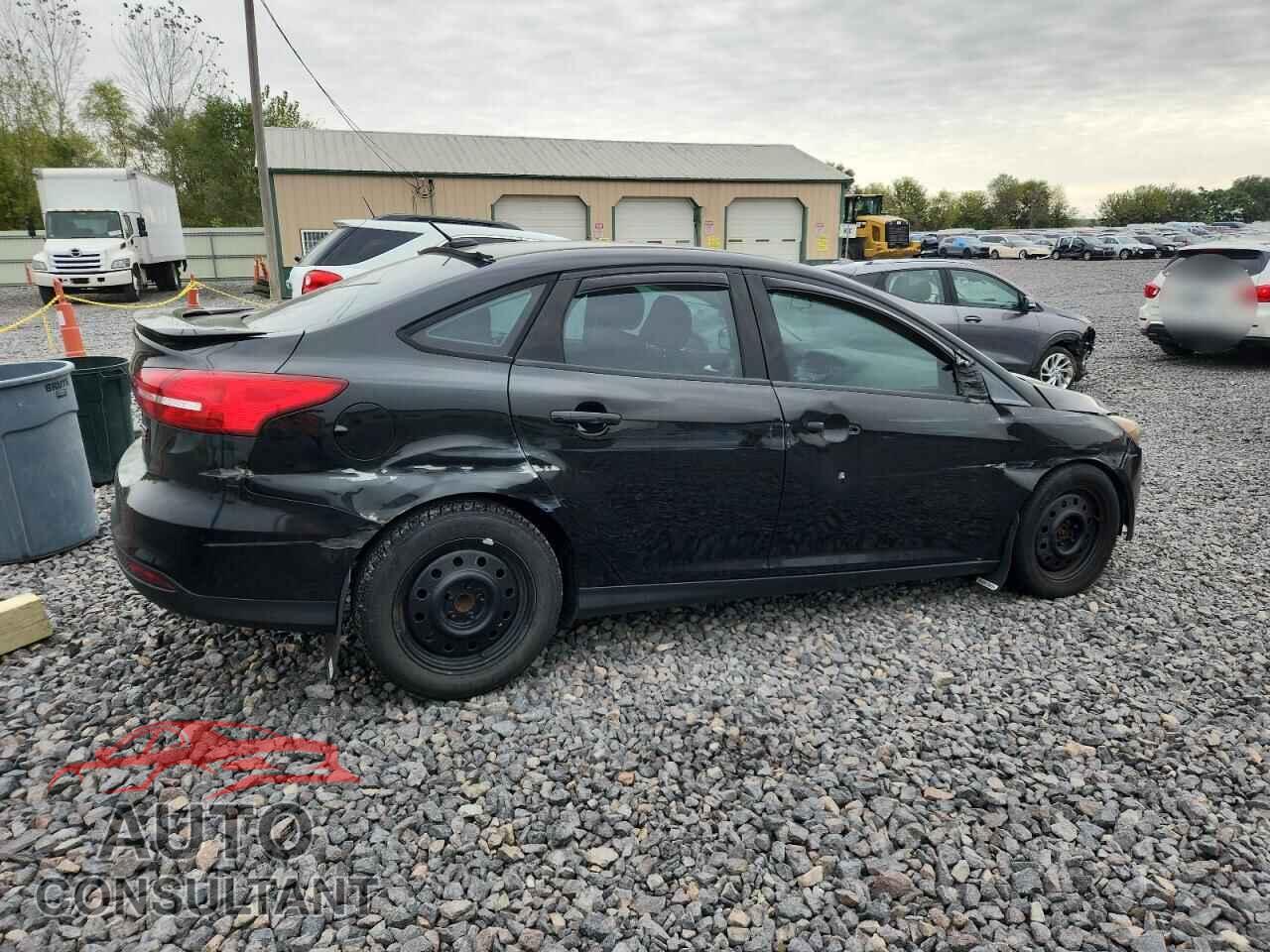 FORD FOCUS 2015 - 1FADP3F21FL380194