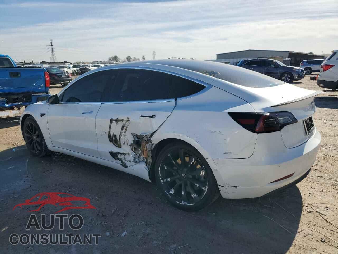 TESLA MODEL 3 2018 - 5YJ3E1EA8JF164623
