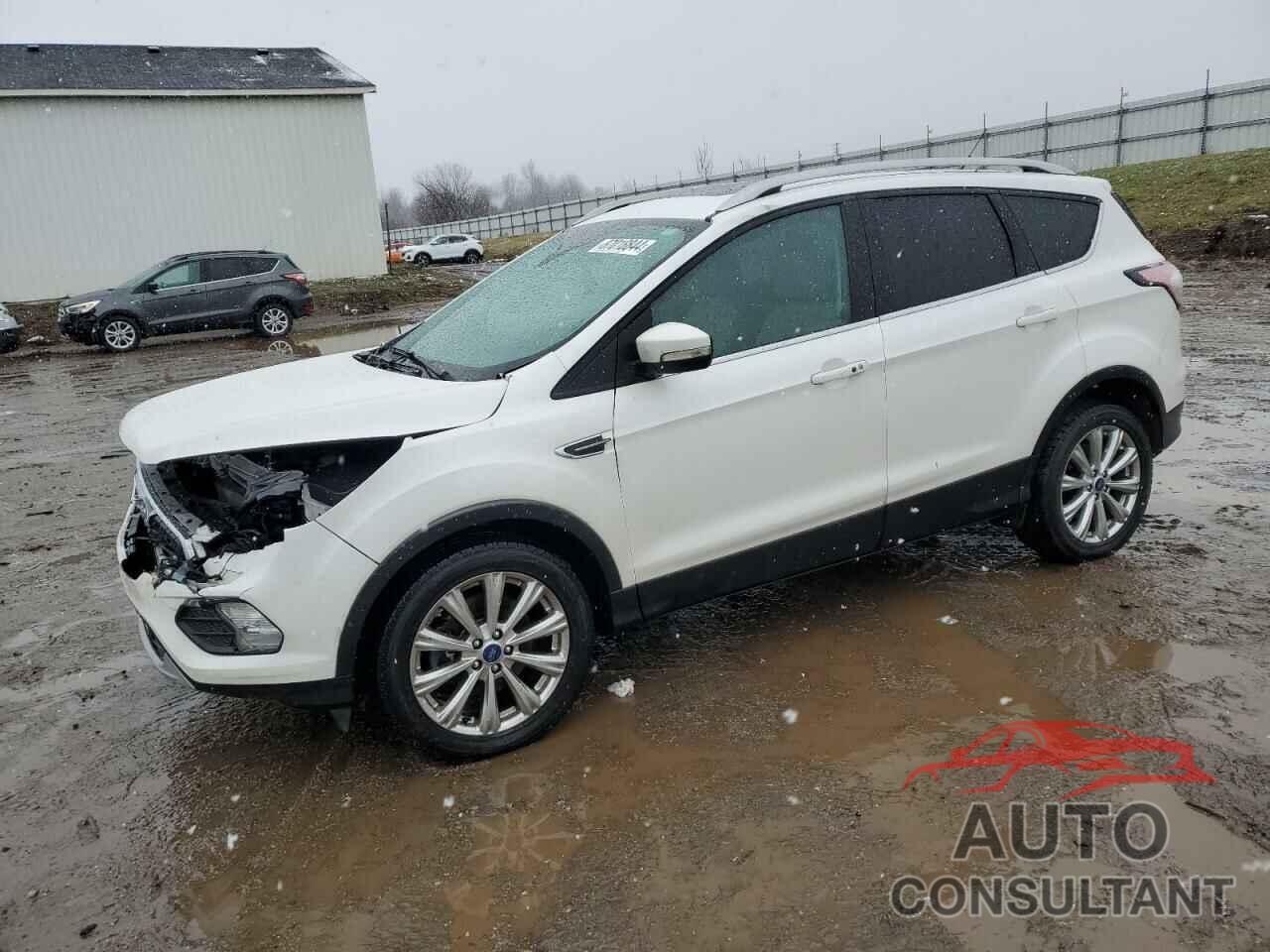 FORD ESCAPE 2017 - 1FMCU9J93HUB00323
