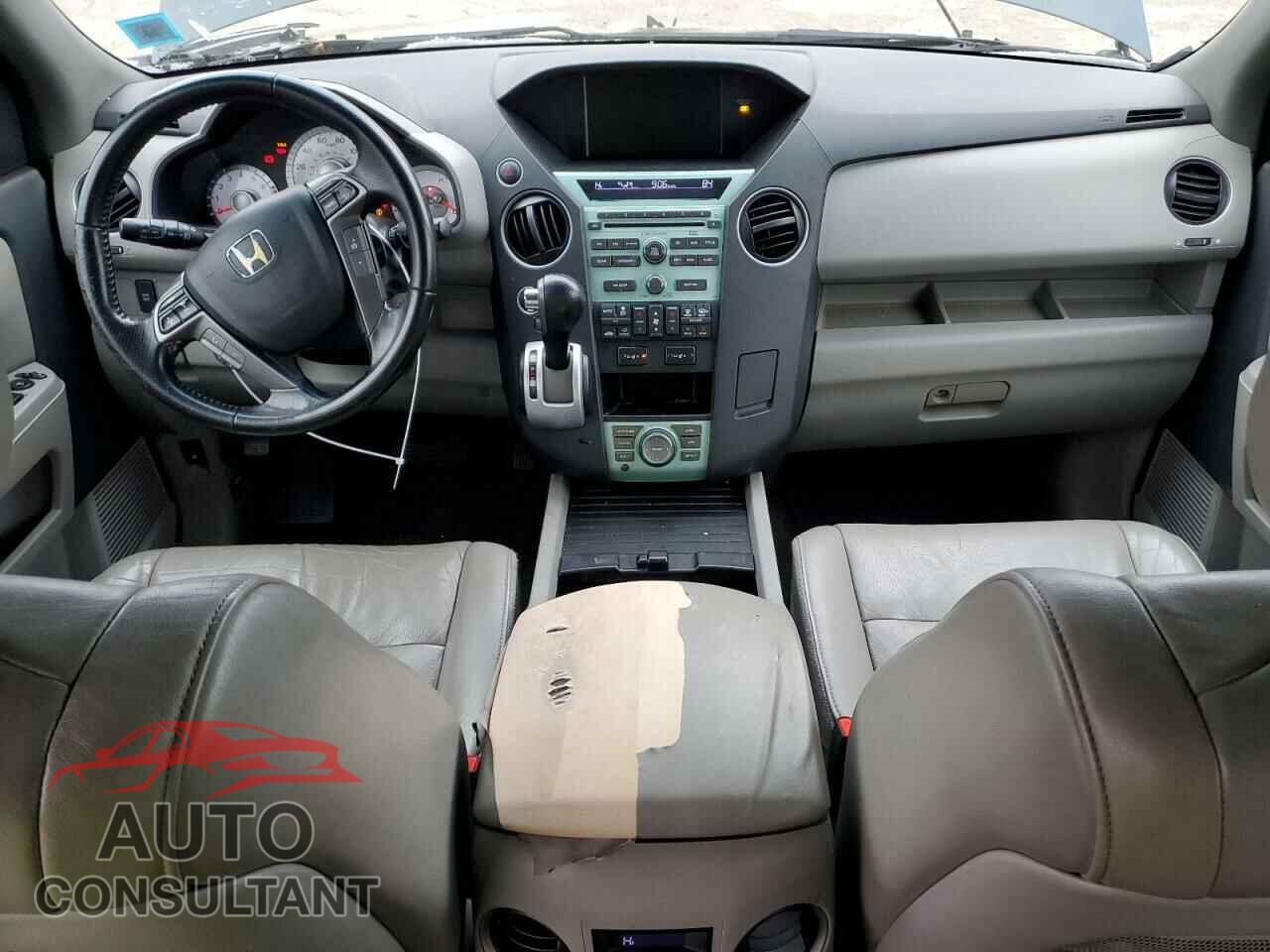 HONDA PILOT 2011 - 5FNYF4H75BB023059