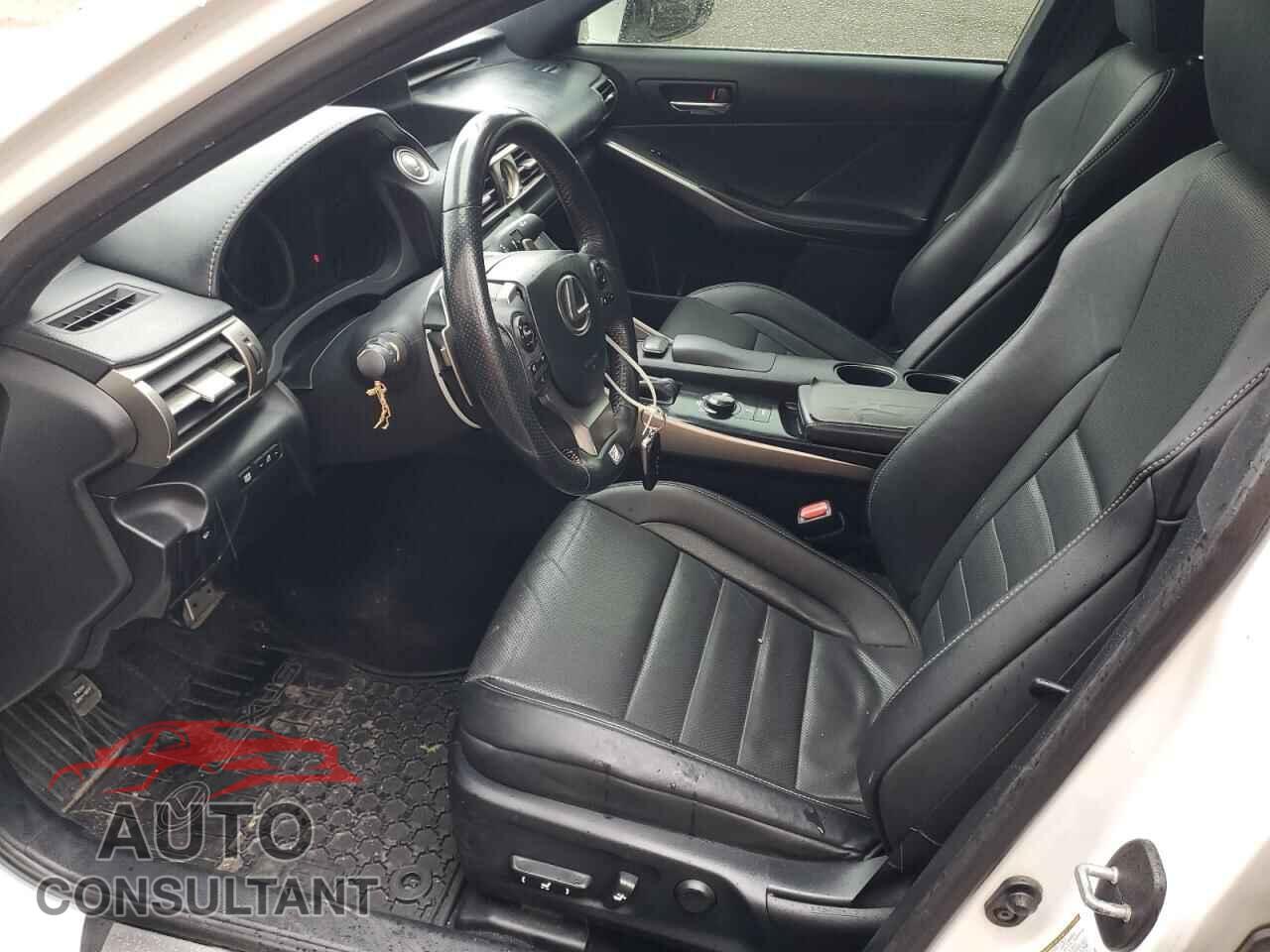 LEXUS IS 2014 - JTHCF1D29E5000245