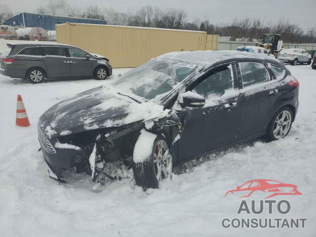 FORD FOCUS 2015 - 1FADP3N24FL379297