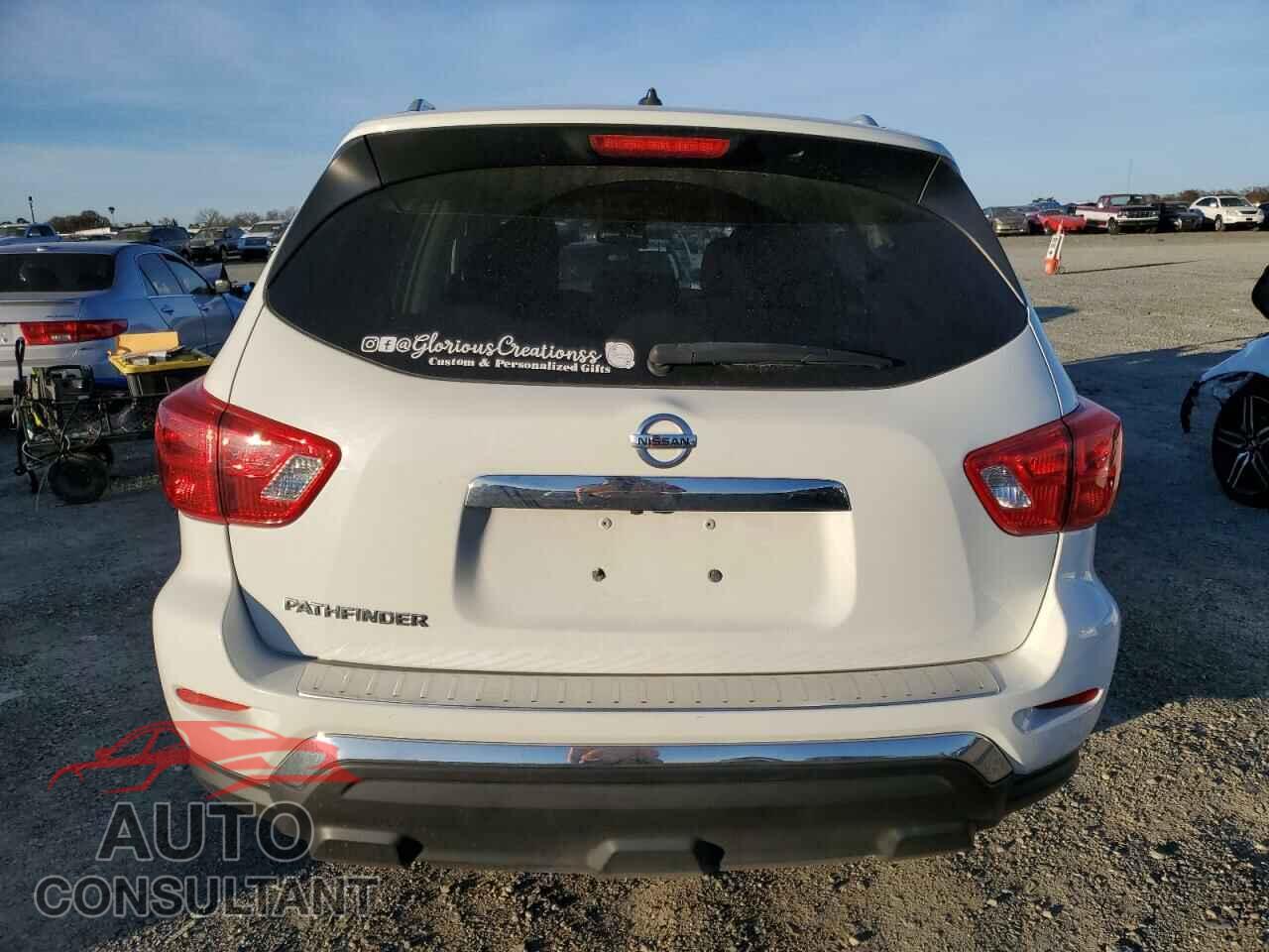 NISSAN PATHFINDER 2017 - 5N1DR2MN1HC627708