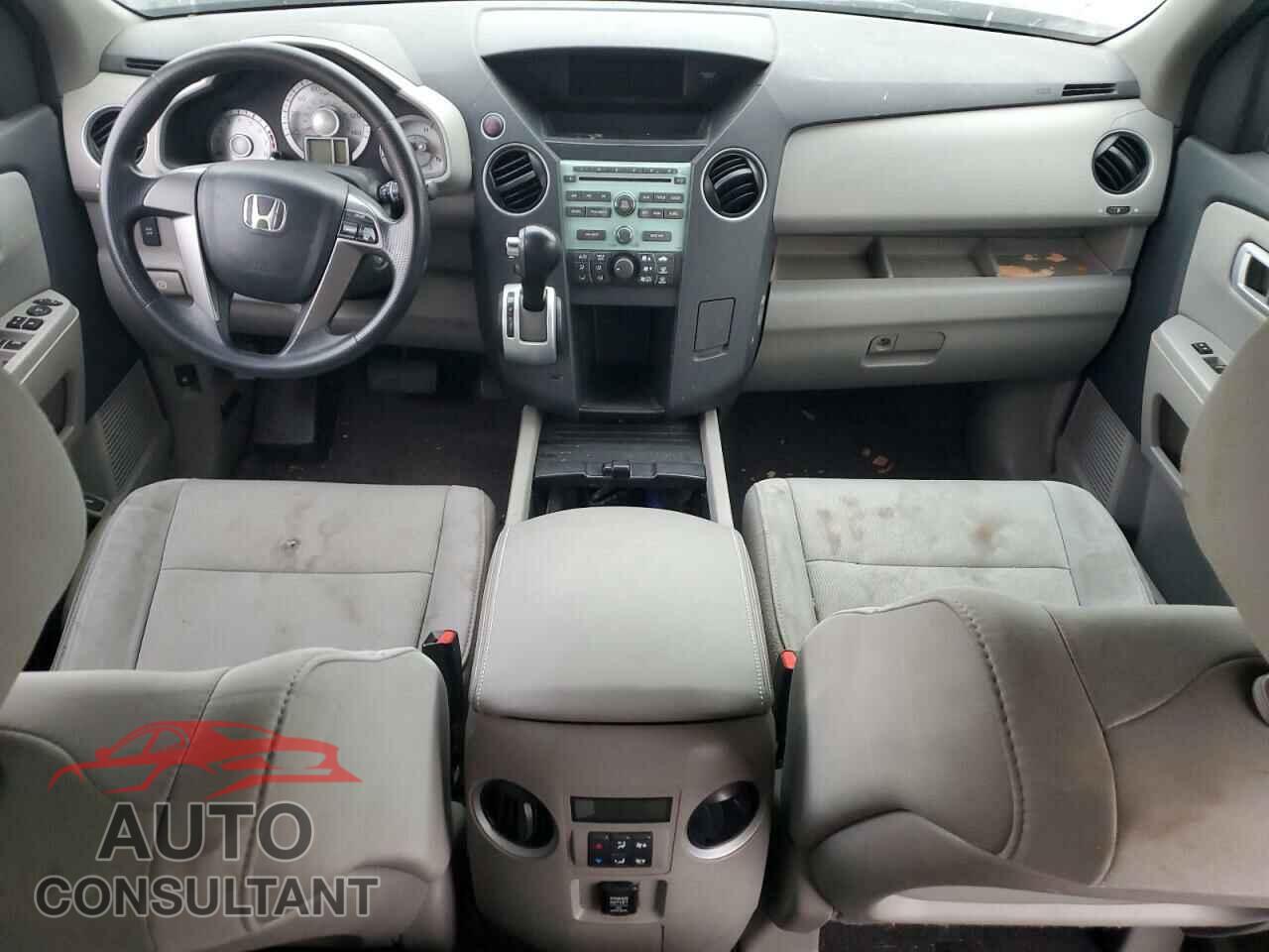 HONDA PILOT 2011 - 5FNYF3H2XBB024240