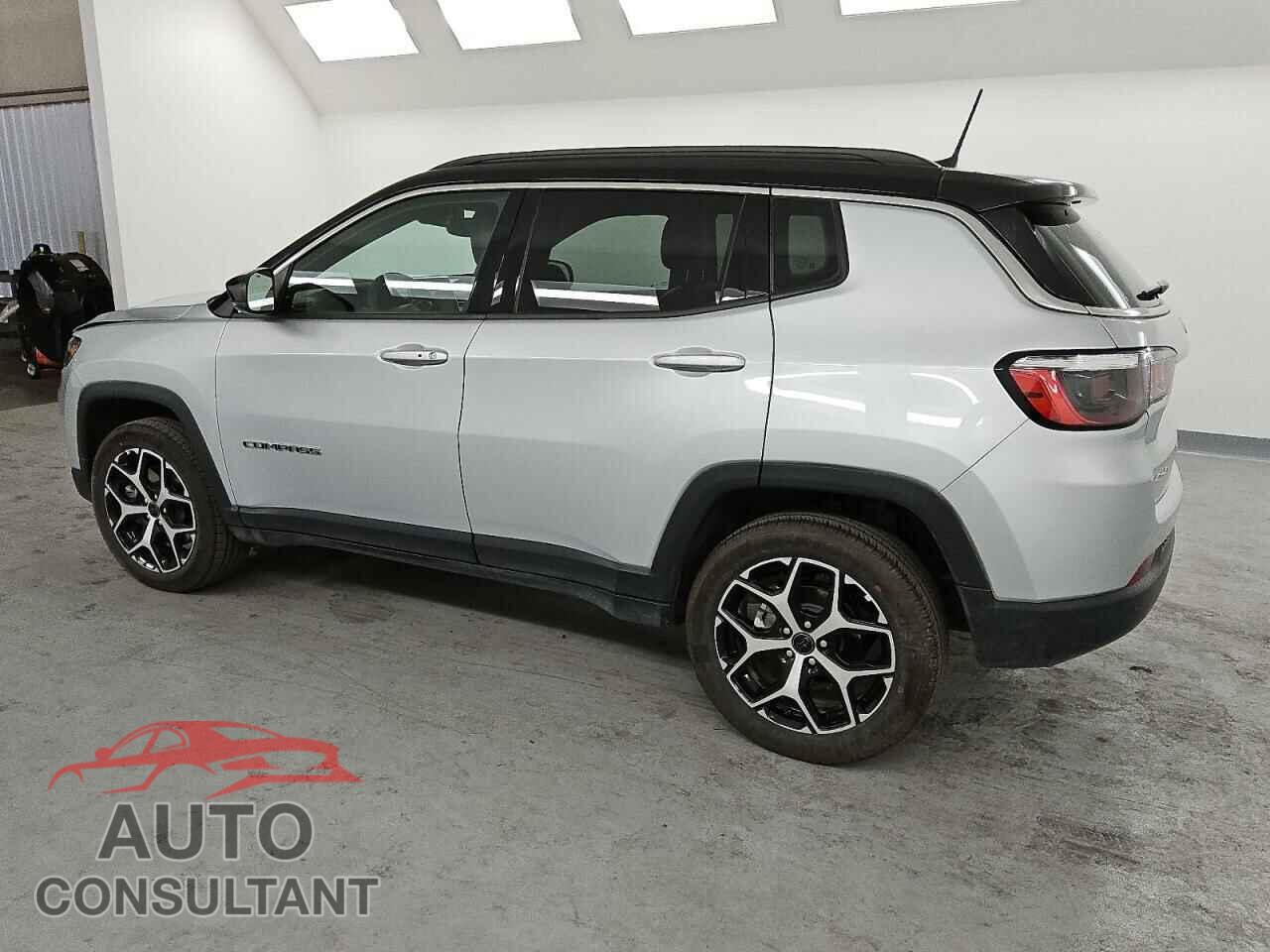 JEEP COMPASS 2025 - 3C4NJDCN7ST511096