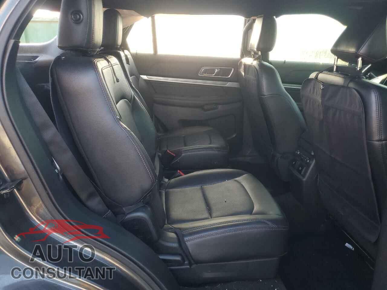 FORD EXPLORER 2018 - 1FM5K8GT7JGB06836