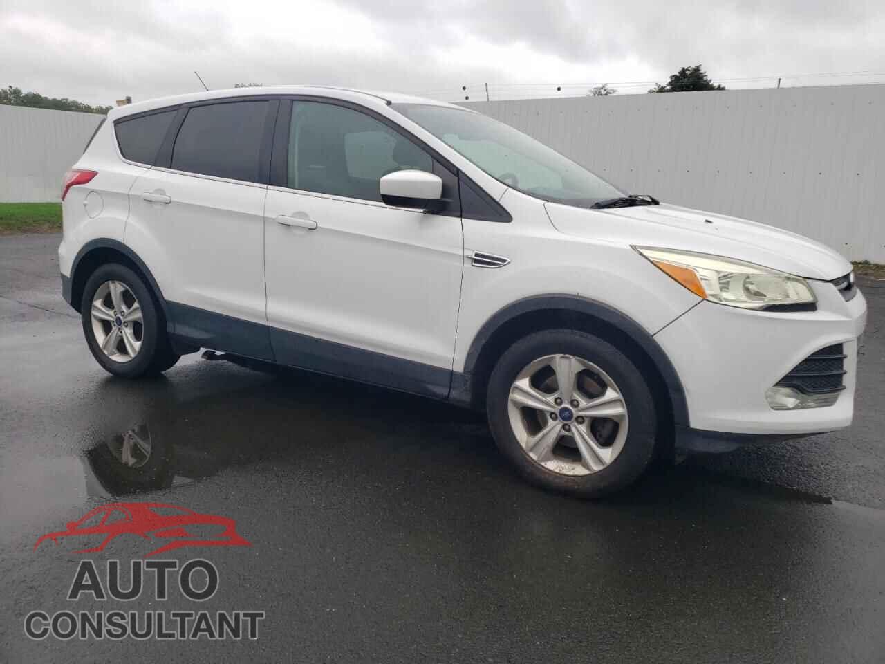 FORD ESCAPE 2015 - 1FMCU0G70FUC07005