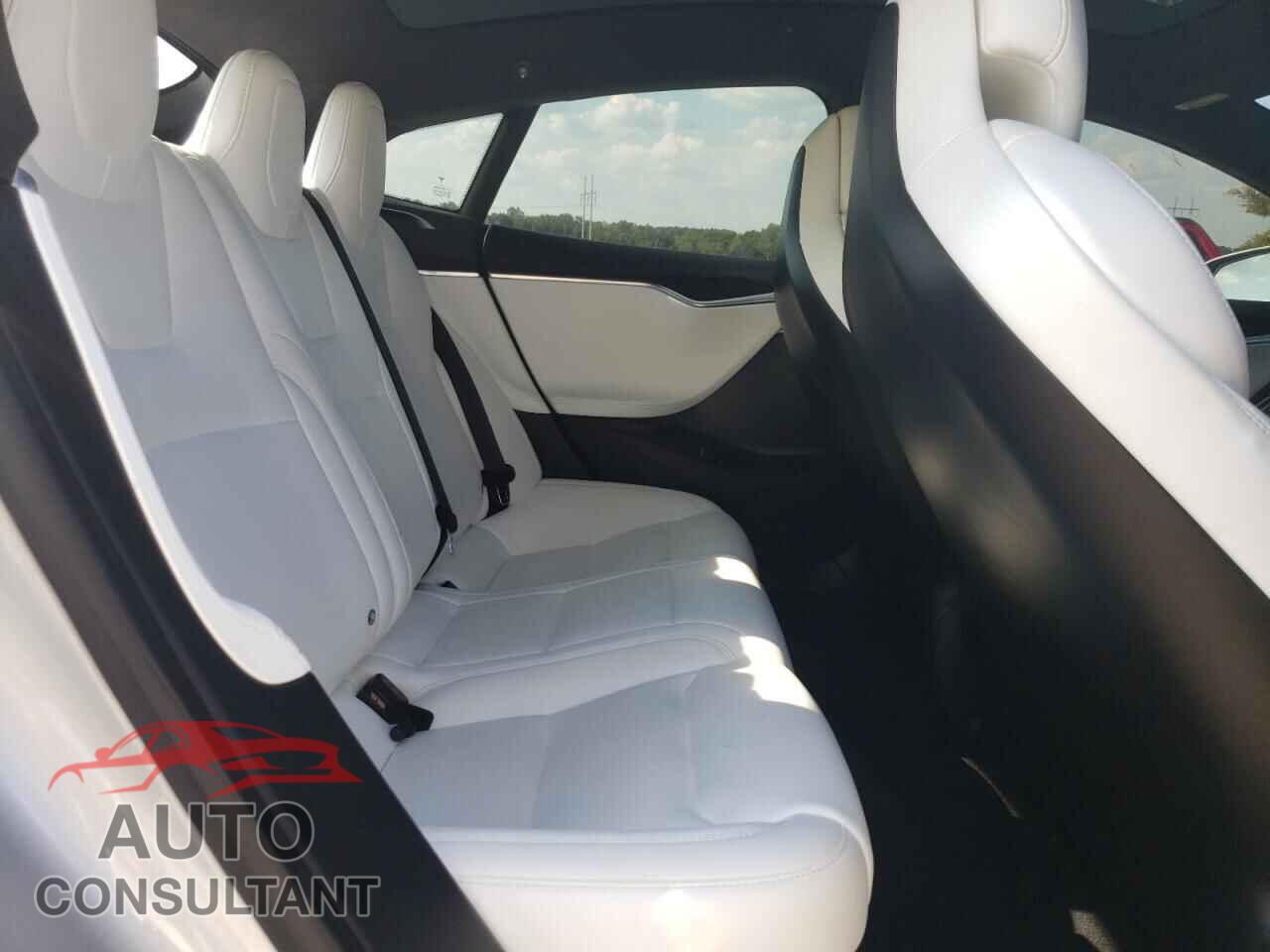 TESLA MODEL S 2017 - 5YJSA1E27HF224577