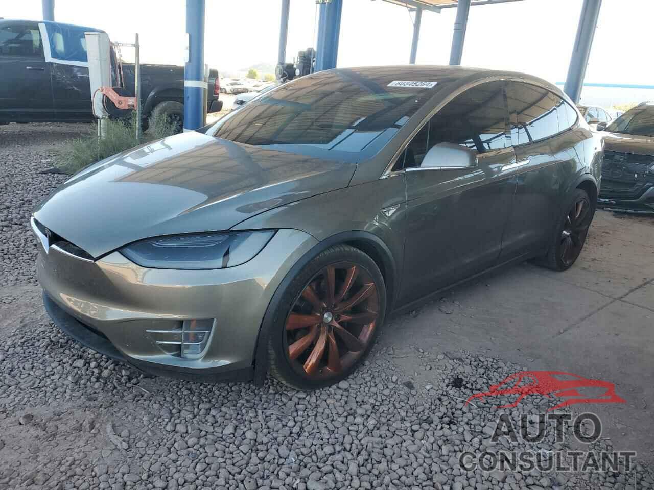 TESLA MODEL X 2016 - 5YJXCBE41GF000808