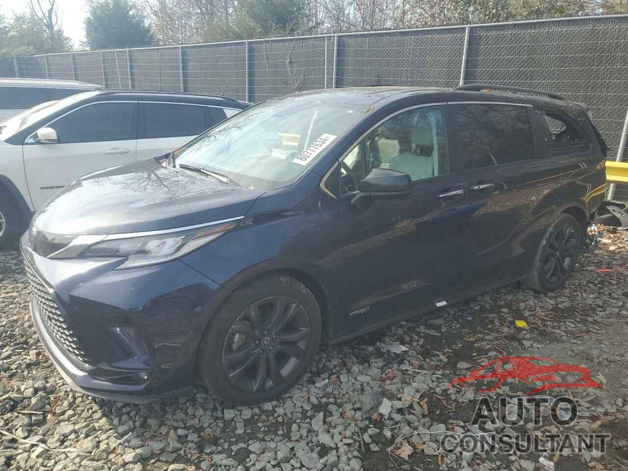 TOYOTA SIENNA 2021 - 5TDXRKEC0MS050838