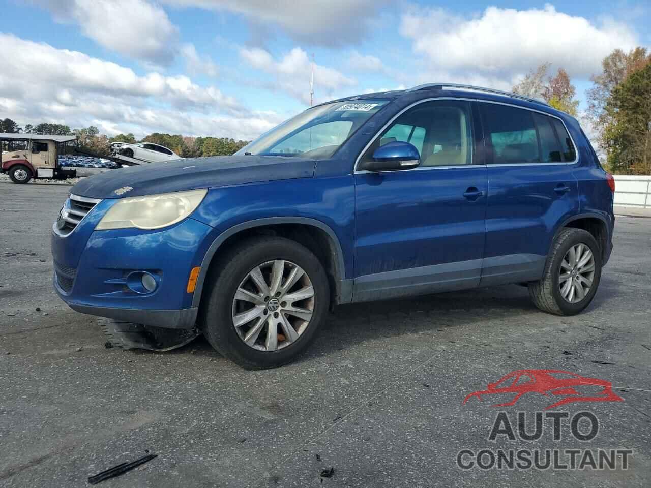 VOLKSWAGEN TIGUAN 2010 - WVGAV7AX7AW503545