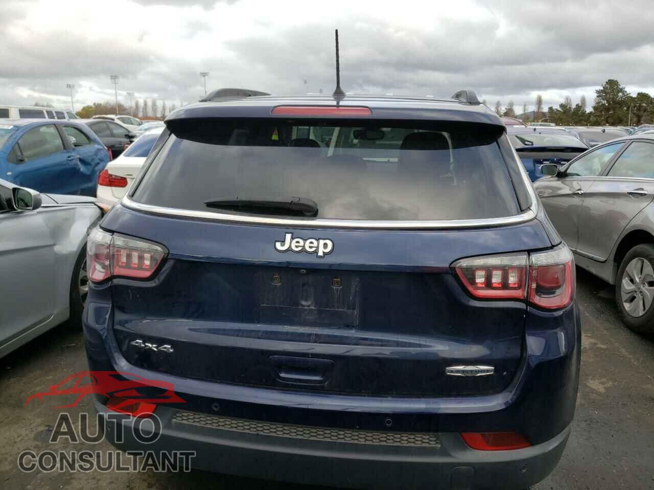 JEEP COMPASS 2018 - 3C4NJDBB3JT147474