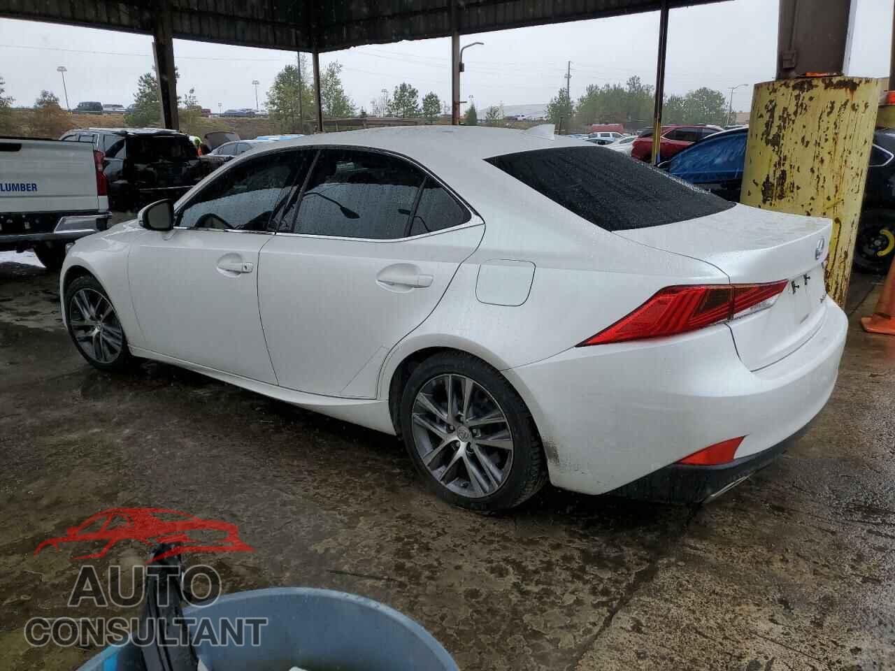 LEXUS IS 2018 - JTHBA1D28J5064443