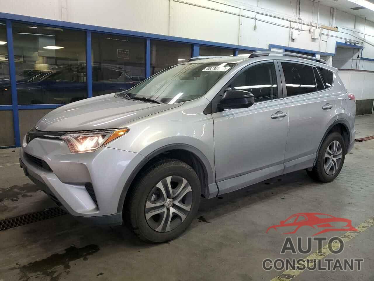 TOYOTA RAV4 2018 - 2T3BFREV6JW725213