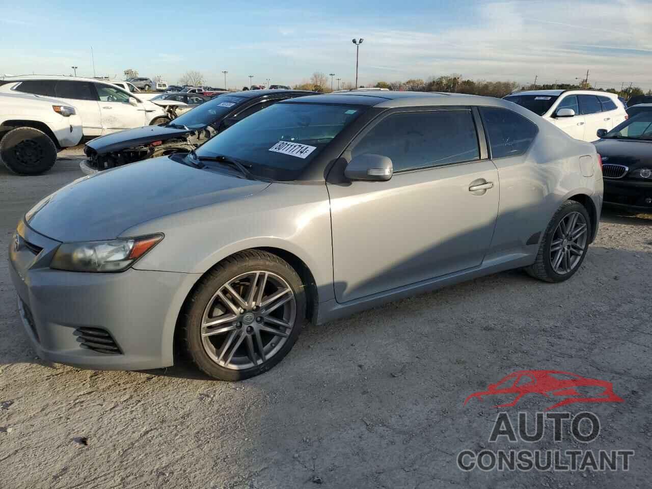 TOYOTA SCION 2011 - JTKJF5C75B3008176