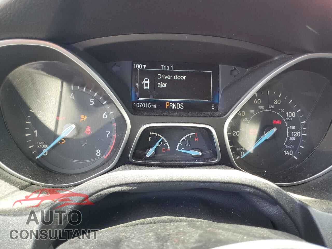 FORD FOCUS 2015 - 1FADP3F2XFL382199