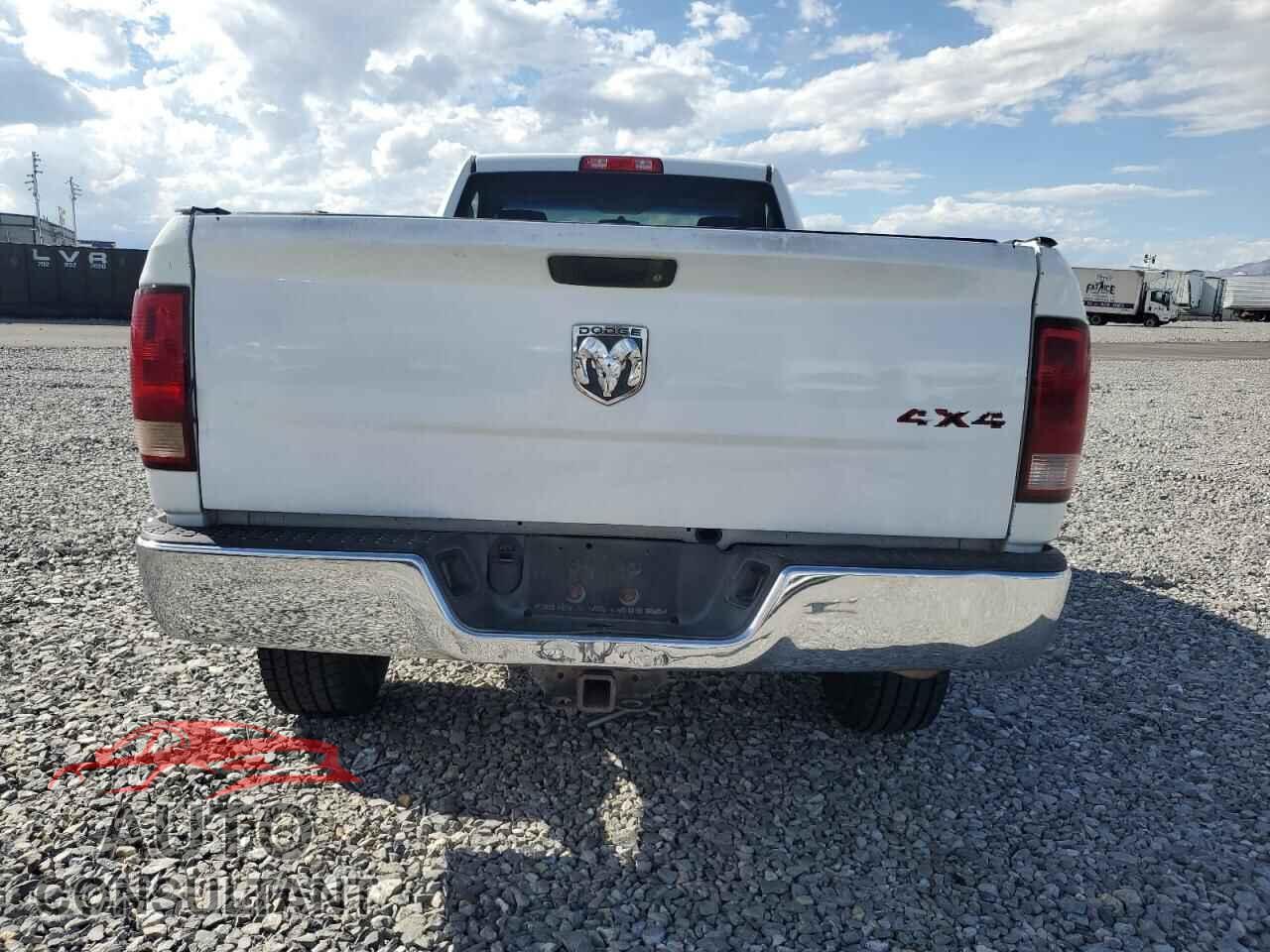 DODGE RAM 2500 2012 - 3C6LD5AT8CG176499