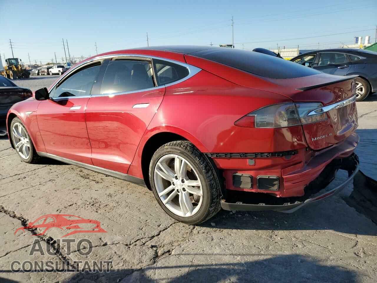 TESLA MODEL S 2013 - 5YJSA1CP4DFP17612