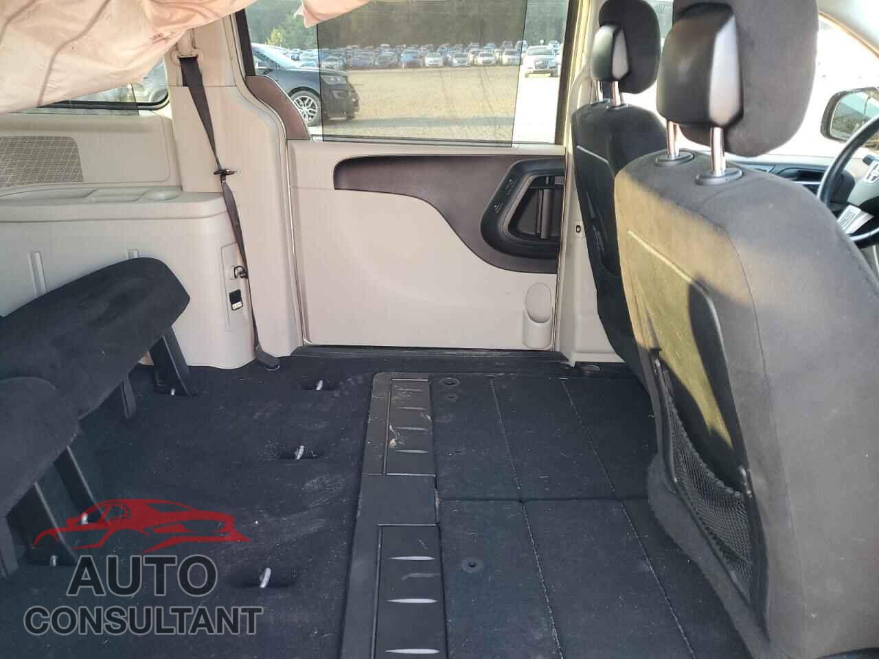 DODGE CARAVAN 2013 - 2C4RDGDG6DR683717