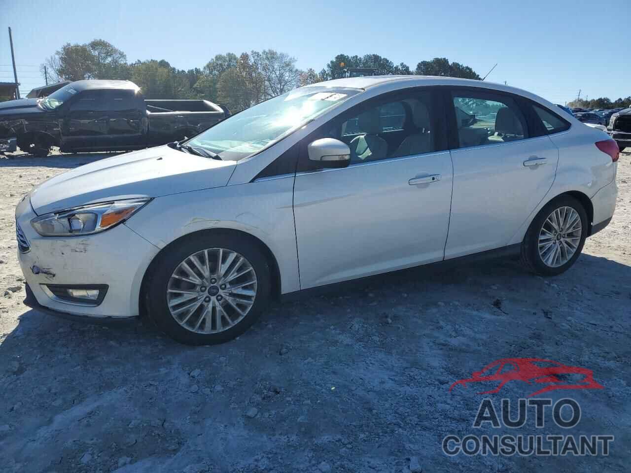 FORD FOCUS 2018 - 1FADP3J24JL294653