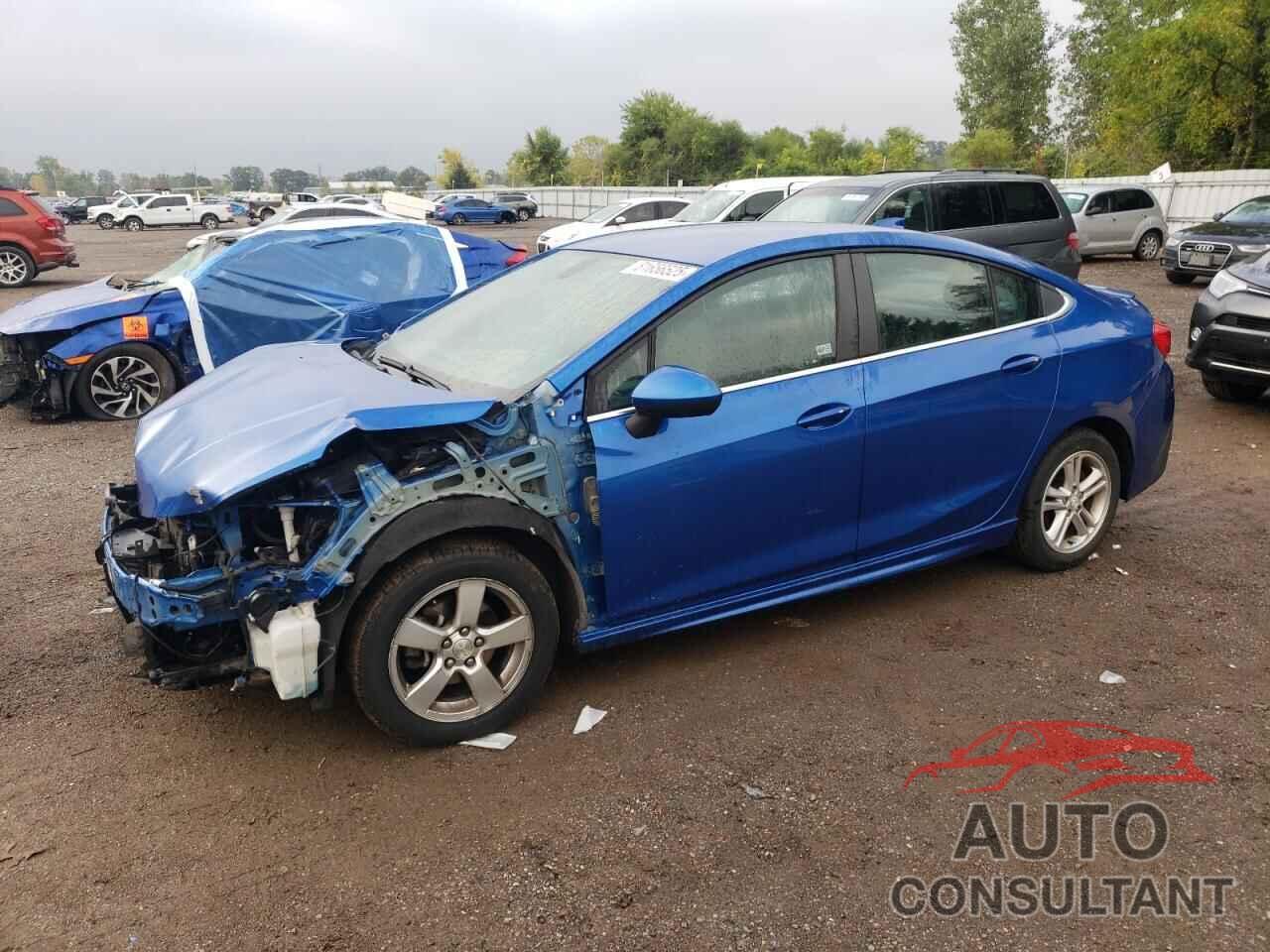 CHEVROLET CRUZE 2017 - 1G1BE5SM2H7172145