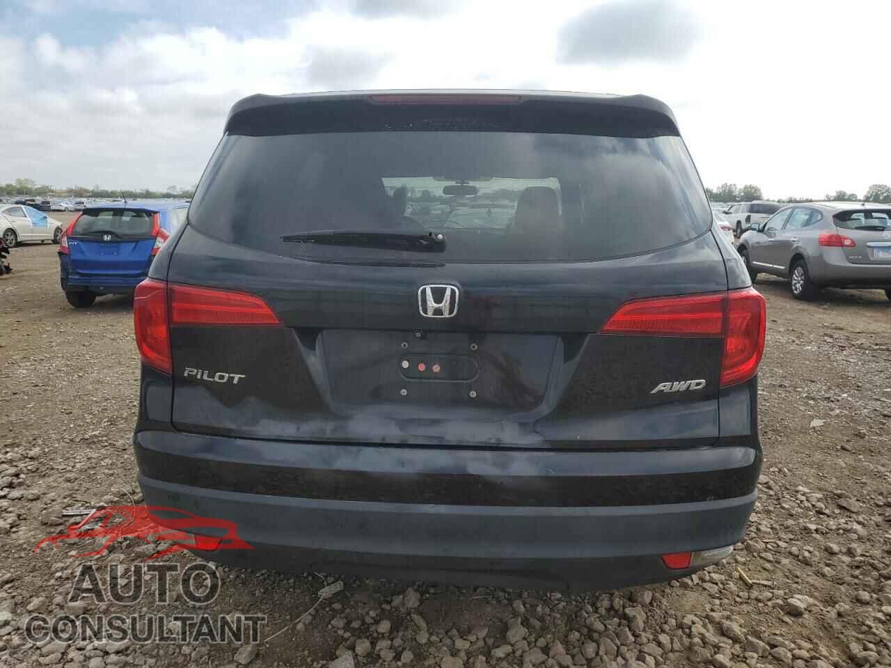 HONDA PILOT 2017 - 5FNYF6H10HB066739