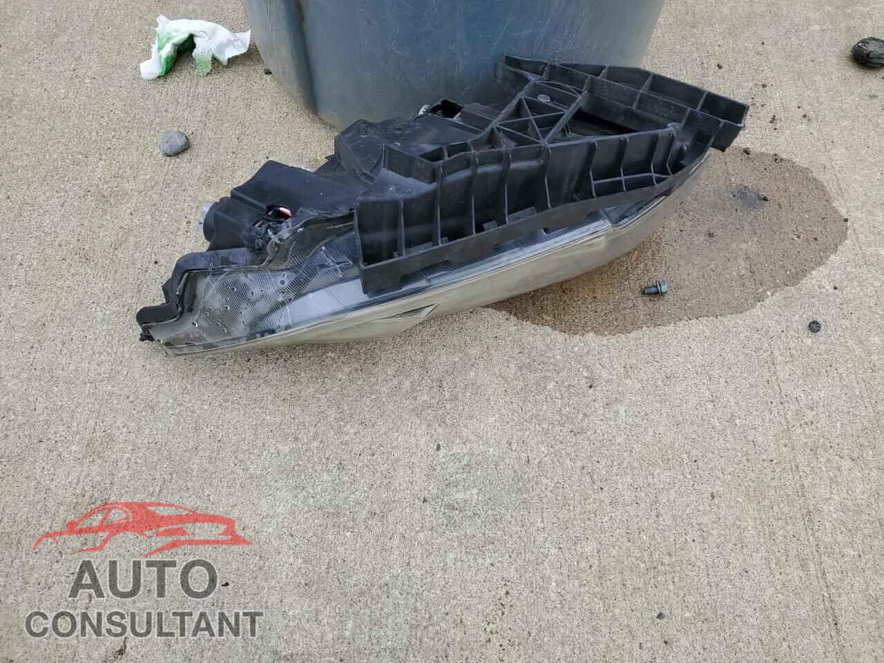 HONDA CIVIC 2018 - 2HGFC2F77JH584476