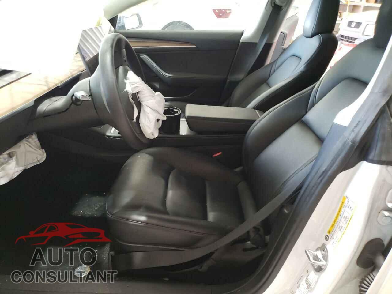 TESLA MODEL 3 2022 - 5YJ3E1EB0NF183875
