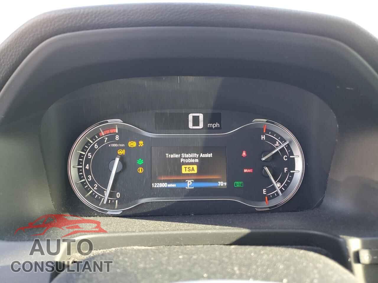 HONDA PILOT 2017 - 5FNYF6H53HB057441