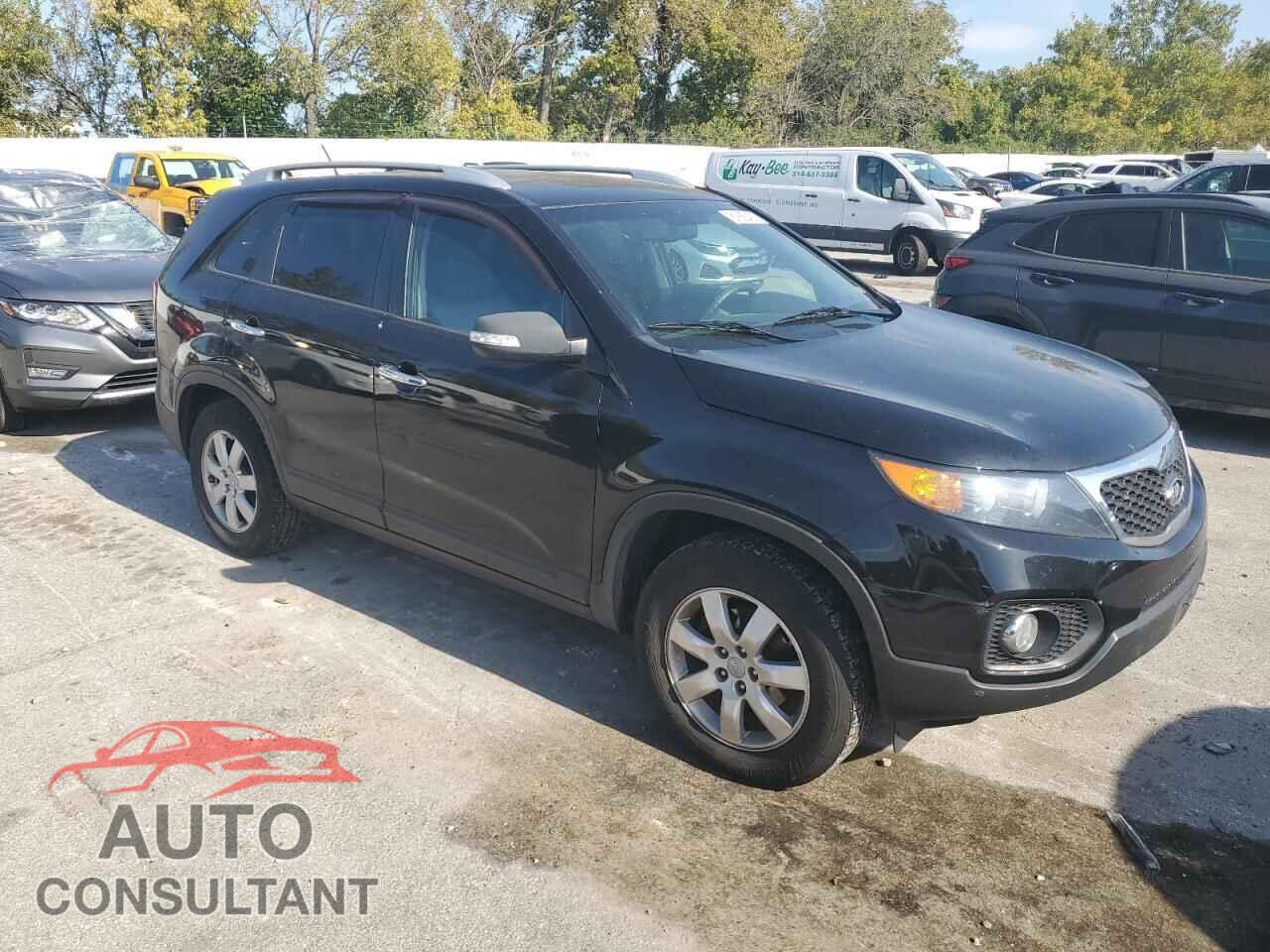 KIA SORENTO 2013 - 5XYKT3A62DG408357