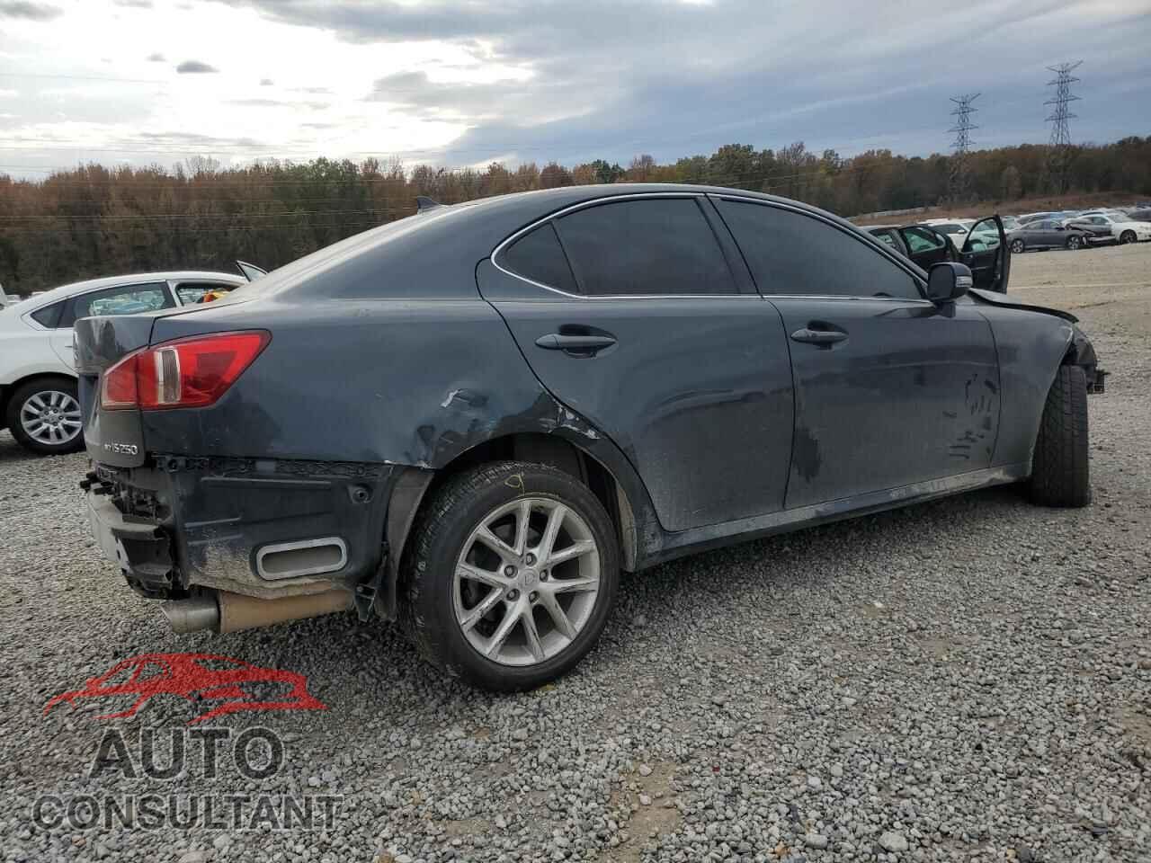 LEXUS IS 2011 - JTHCF5C26B5051738