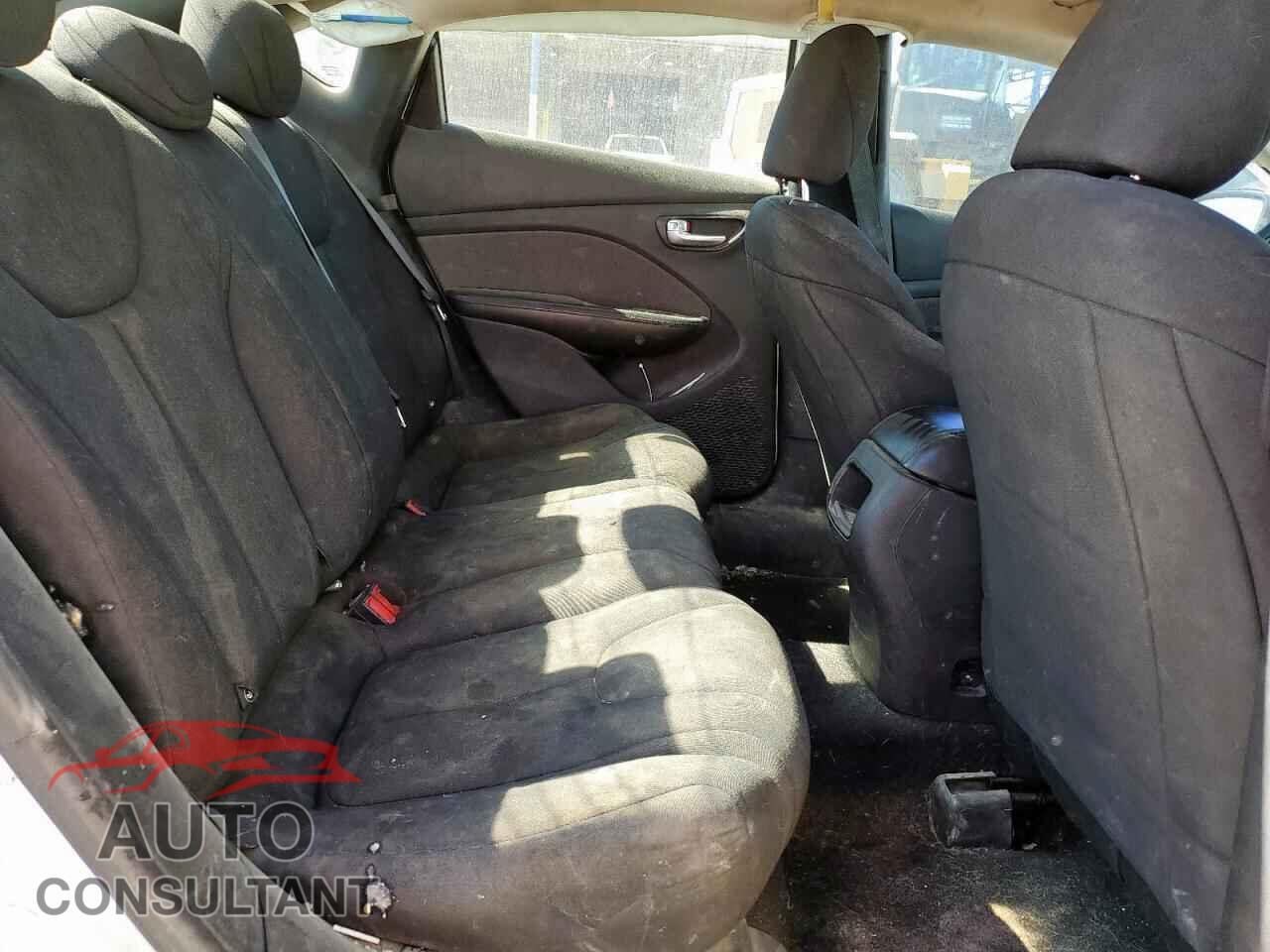 DODGE DART 2013 - 1C3CDFAA1DD317512