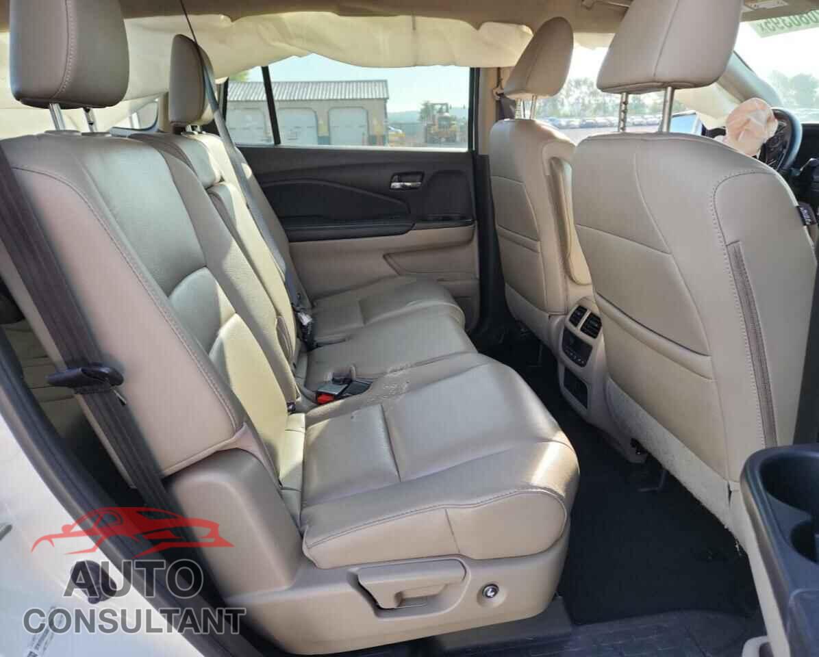 HONDA PILOT 2016 - 5FNYF6H63GB109027