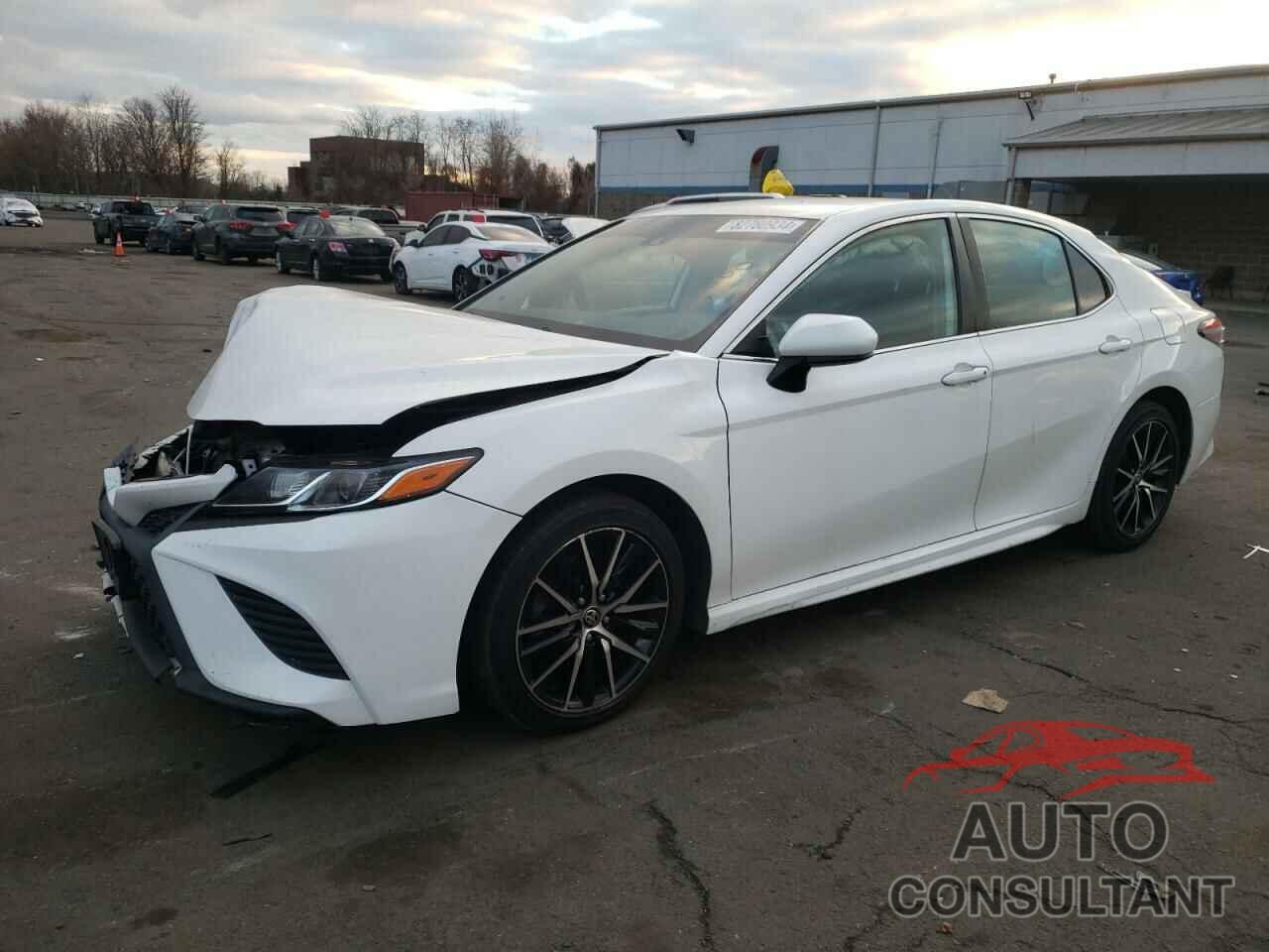 TOYOTA CAMRY 2019 - 4T1B11HK2KU705861