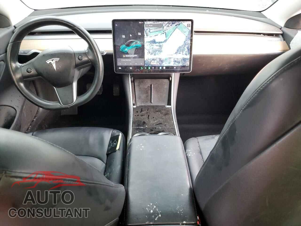 TESLA MODEL 3 2018 - 5YJ3E1EA4JF010684