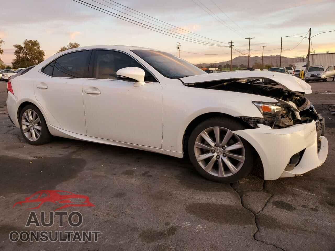 LEXUS IS 2014 - JTHBF1D27E5020120