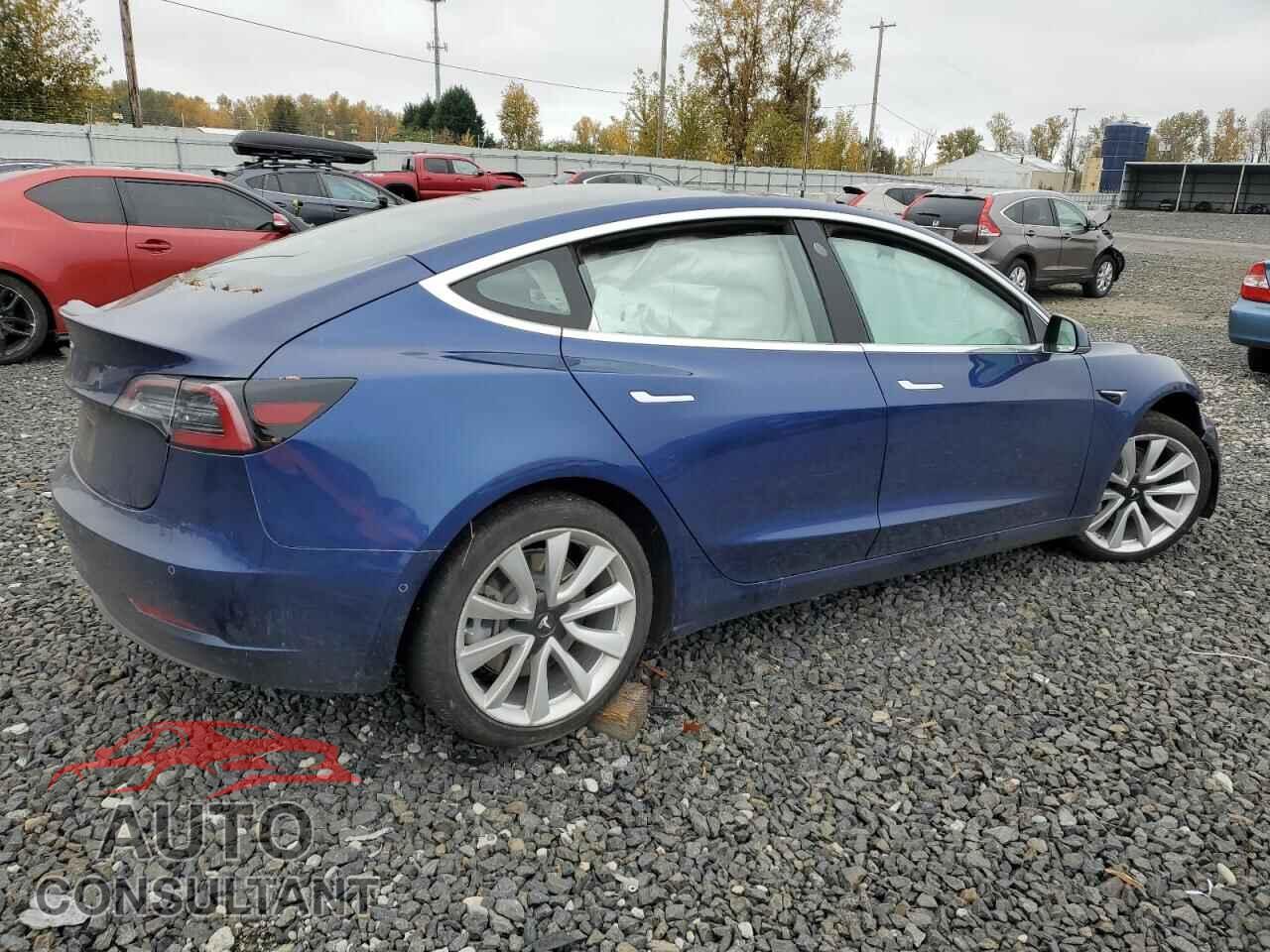 TESLA MODEL 3 2018 - 5YJ3E1EAXJF110210