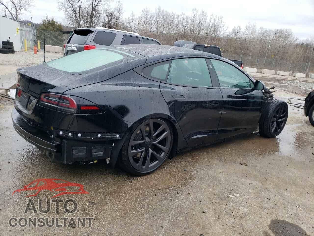 TESLA MODEL S 2023 - 5YJSA1E57PF502211