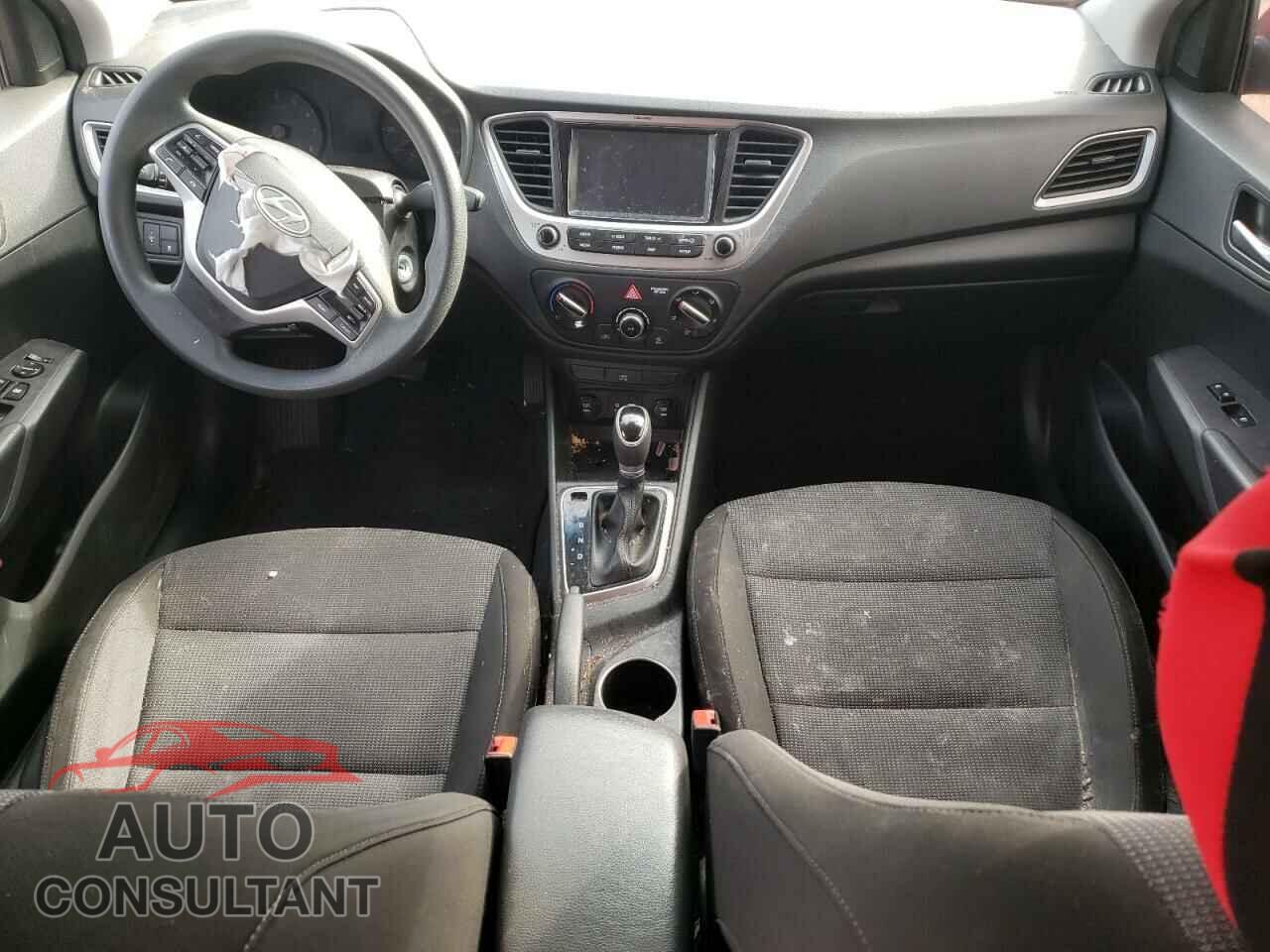 HYUNDAI ACCENT 2018 - 3KPC24A30JE015016