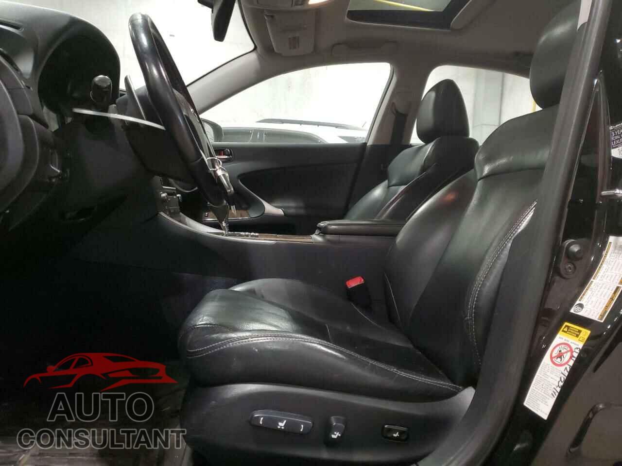 LEXUS IS 2010 - JTHCF5C28A5037807
