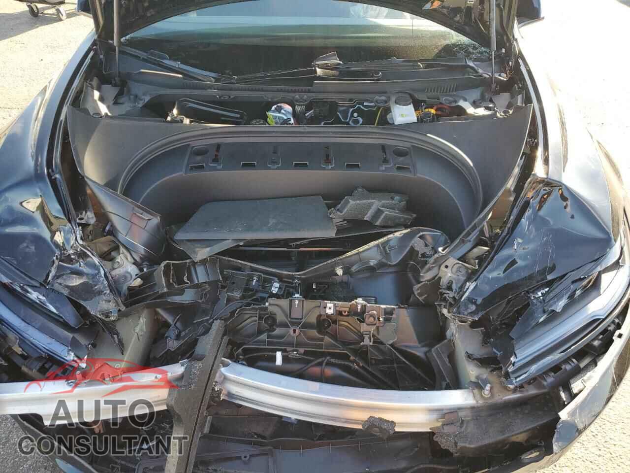 TESLA MODEL 3 2024 - 5YJ3E1EB2RF796845