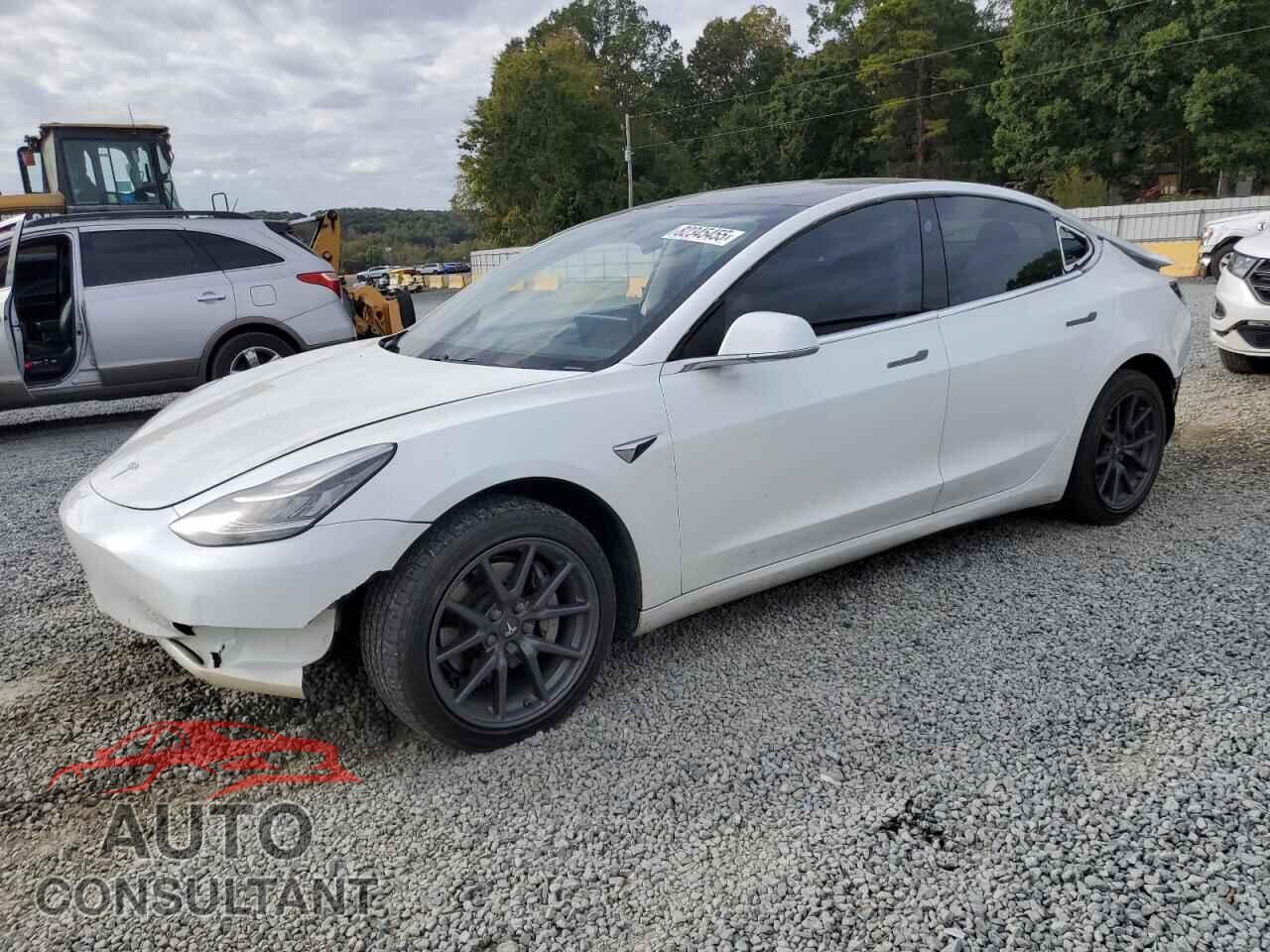 TESLA MODEL 3 2019 - 5YJ3E1EB3KF510720