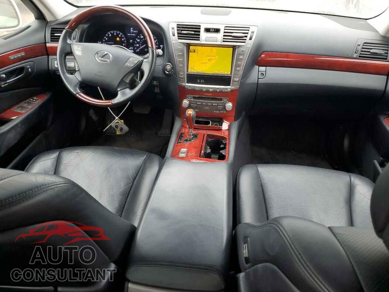 LEXUS LS460 2011 - JTHCL5EF2B5010631